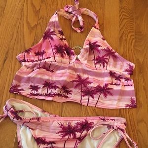NWOT tankini!! (S)